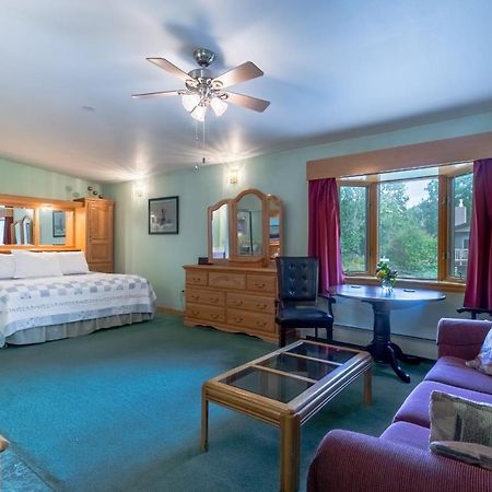 Alaska House Of Jade Bed And Breakfast Анкоридж Экстерьер фото