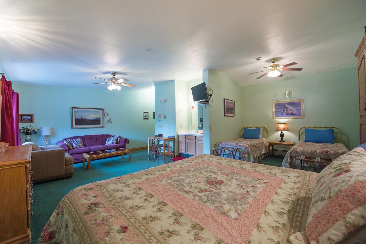 Alaska House Of Jade Bed And Breakfast Анкоридж Экстерьер фото
