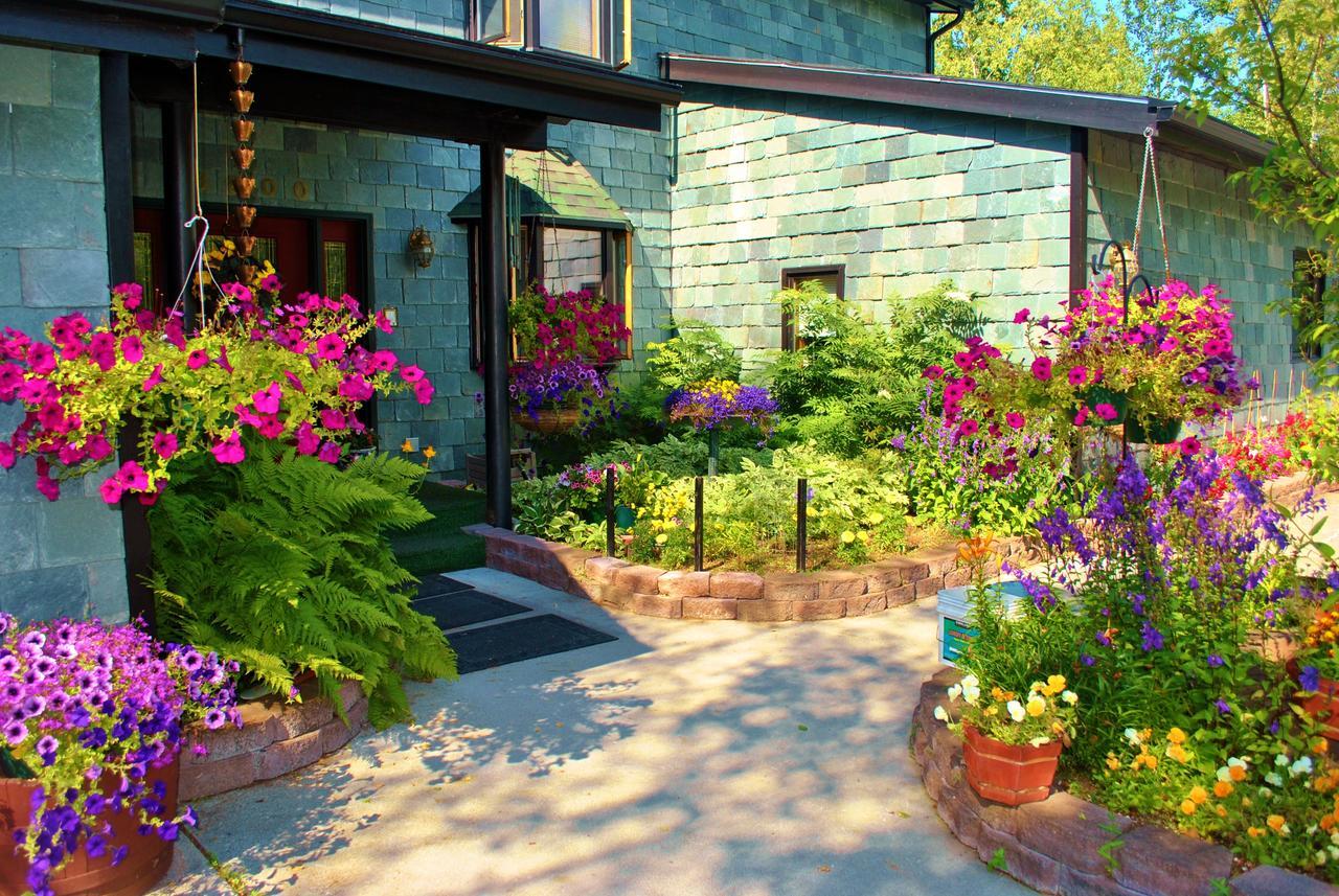 Alaska House Of Jade Bed And Breakfast Анкоридж Экстерьер фото